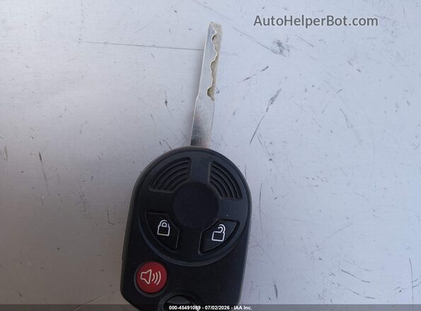 1FMCU0F73KUB23370 2019 FORD ESCAPE White Widok deski rozdzielczej
