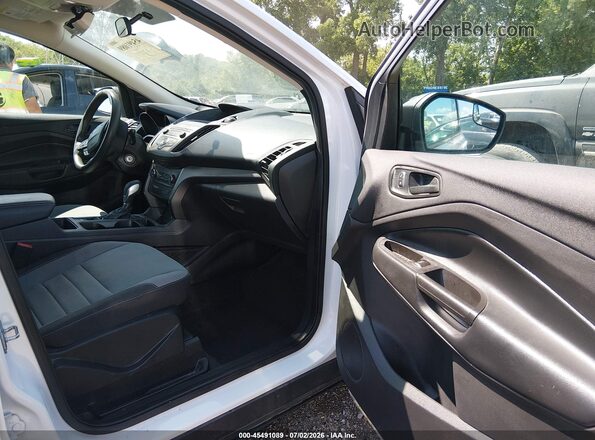 1FMCU0F73KUB23370 2019 FORD ESCAPE White Widok wnętrza z przodu