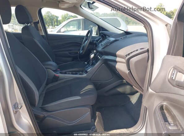 1FMCU0F74GUC18690 2016 FORD ESCAPE Серебряный Вид салона спереди