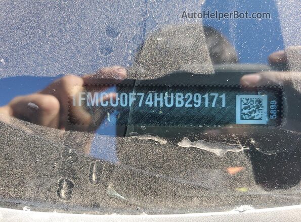 1FMCU0F74HUB29171 2017 FORD ESCAPE Blue Engine compartment view