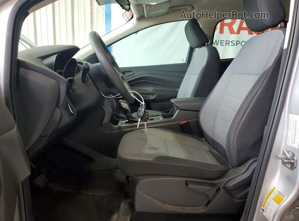 1FMCU0F74JUC26585 2018 FORD ESCAPE Silver Front interior view