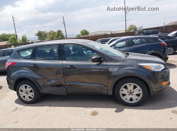 1FMCU0F75GUA84501 2016 FORD ESCAPE Серебряный Вид задней части салона