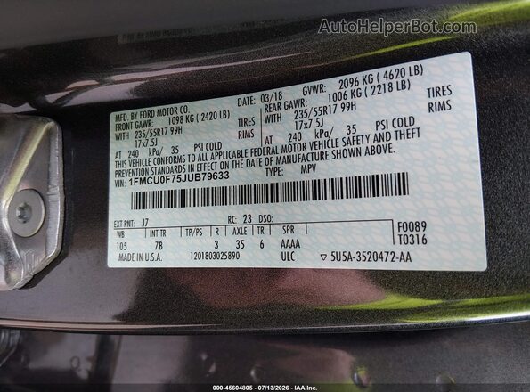 1FMCU0F75JUB79633 2018 FORD ESCAPE Silver ძრავის განყოფილების ხედი