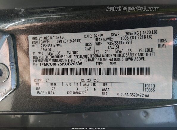 1FMCU0F75KUB20695 2019 FORD ESCAPE Gray Widok komory silnika