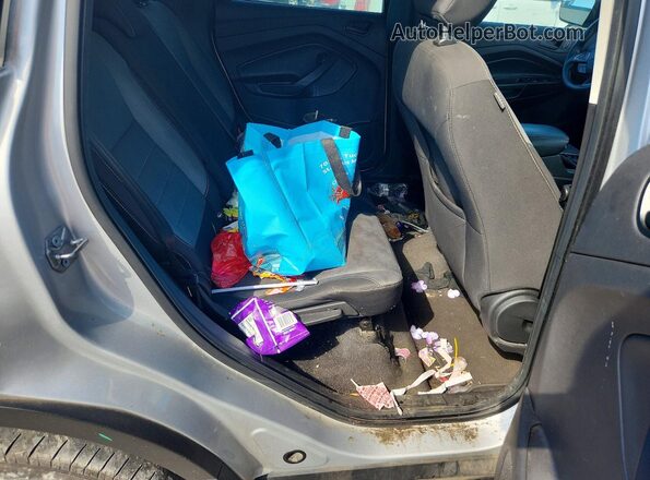 1FMCU0F78JUB10046 2018 FORD ESCAPE Silver Rear seats view