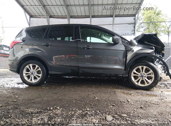 1FMCU0F78KUB92815 2019 FORD ESCAPE Gray Вид задньої частини салону