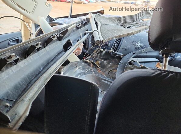 1FMCU0F79HUC89644 2017 FORD ESCAPE Серый Вид панели приборов