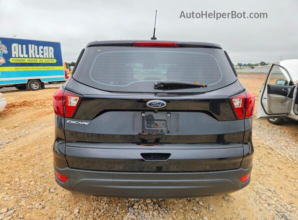 1FMCU0F79KUB75134 2019 FORD ESCAPE Черный Вид сзади