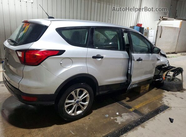 1FMCU0F79KUB96145 2019 FORD ESCAPE Серебряный Задняя правая четверть