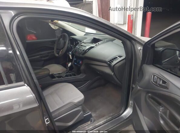 1FMCU0F7XHUB52843 2017 FORD ESCAPE Серый Вид салона спереди