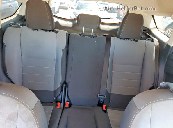1FMCU0F7XJUB68689 2018 FORD ESCAPE Gray Widok tylnych siedzeń