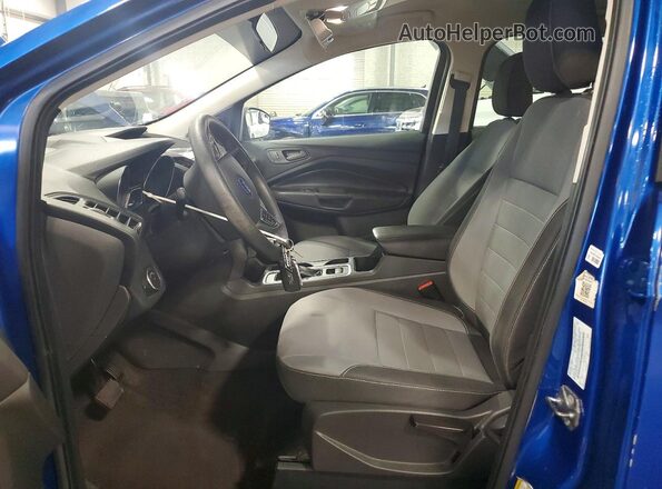 1FMCU0F7XKUA78928 2019 FORD ESCAPE Синий Вид салона спереди
