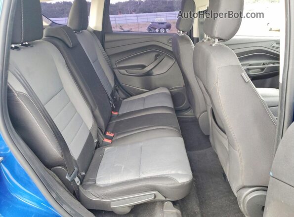 1FMCU0F7XKUB05741 2019 FORD ESCAPE Blue Widok tylnych siedzeń