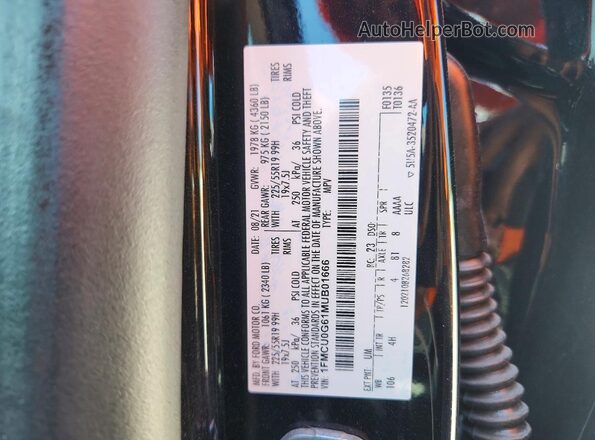 1FMCU0G61MUB01666 2021 FORD ESCAPE Black 360 interior view