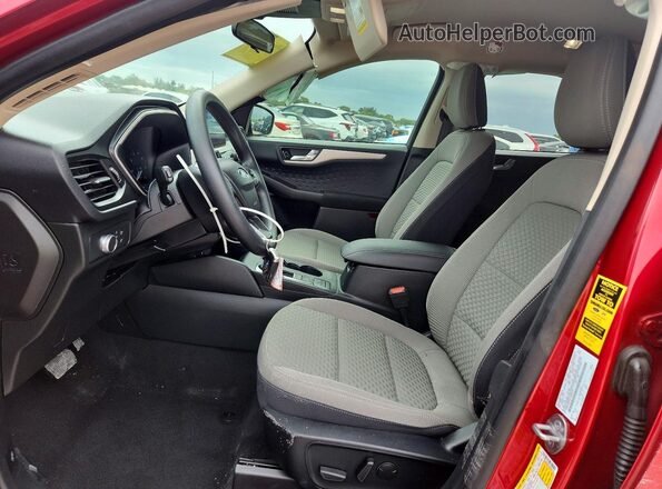 1FMCU0G64LUA69147 2020 FORD ESCAPE Красный Вид салона спереди