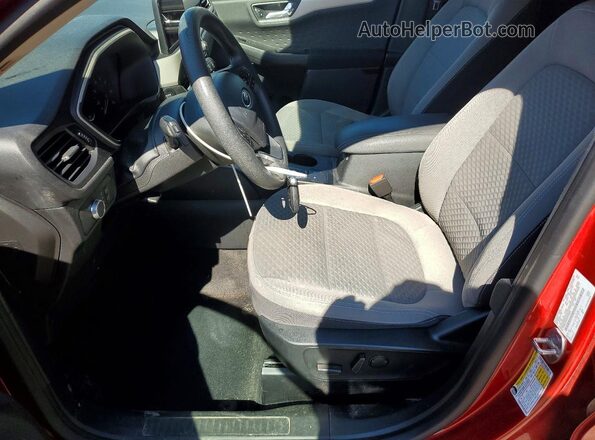 1FMCU0G68LUC54236 2020 FORD ESCAPE Красный Вид салона спереди