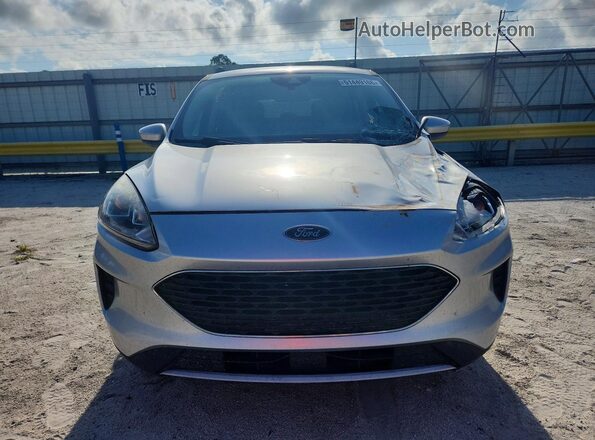 1FMCU0G69LUC61339 2020 FORD ESCAPE Silver Front view
