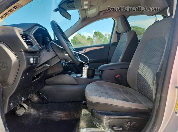 1FMCU0G69LUC61339 2020 FORD ESCAPE Silver Front interior view