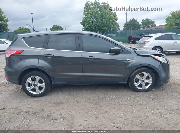 1FMCU0G70GUC18040 2016 FORD ESCAPE Gray Widok wnętrza z tyłu
