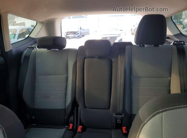 1FMCU0G73GUB04694 2016 FORD ESCAPE Silver Widok tylnych siedzeń