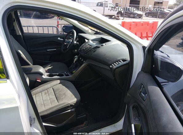 1FMCU0G77GUC42013 2016 FORD ESCAPE White Вид салону спереду