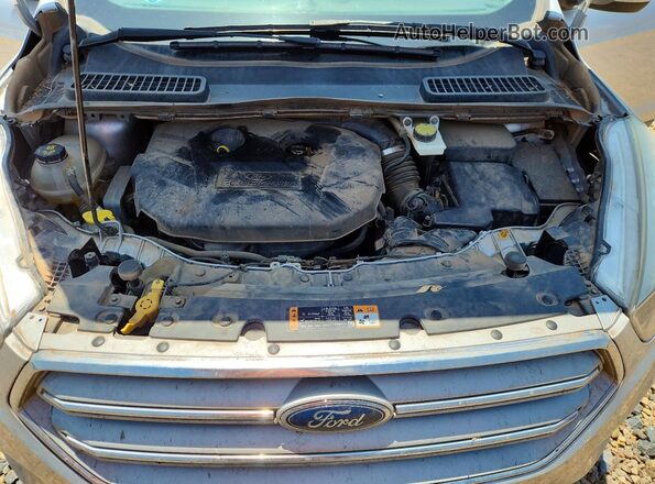 1FMCU0G92JUB85762 2018 FORD ESCAPE Silver Vista del compartimento del motor