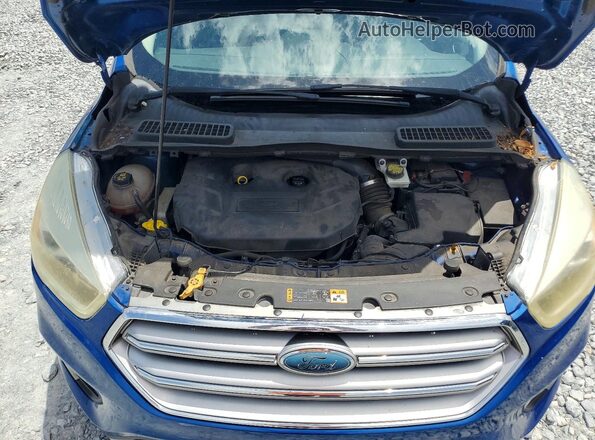 1FMCU0G93HUE30353 2017 FORD ESCAPE Blue Vista del compartimento del motor