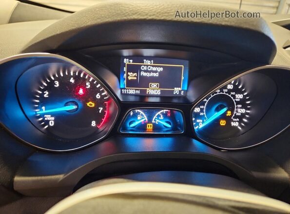 1FMCU0G94JUB62810 2018 FORD ESCAPE White ხელსაწყოთა პანელის ხედი