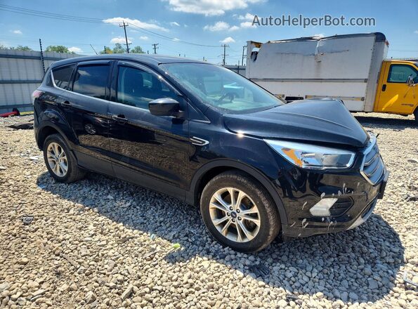 1FMCU0G95HUB20060 2017 FORD ESCAPE Черный Передняя правая четверть