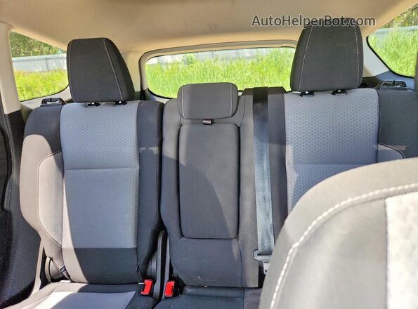 1FMCU0G95HUD39472 2017 FORD ESCAPE Белый Вид задних сидений