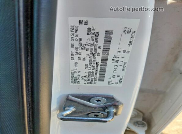 1FMCU0G95HUD39472 2017 FORD ESCAPE Белый Вид наклейки с VIN-кодом