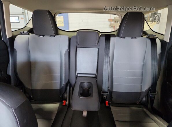 1FMCU0G99GUA69306 2016 FORD ESCAPE Silver Հետևի նստատեղերի տեսք