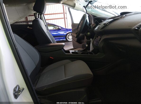 1FMCU0G99HUC99476 2017 FORD ESCAPE White Front interior view