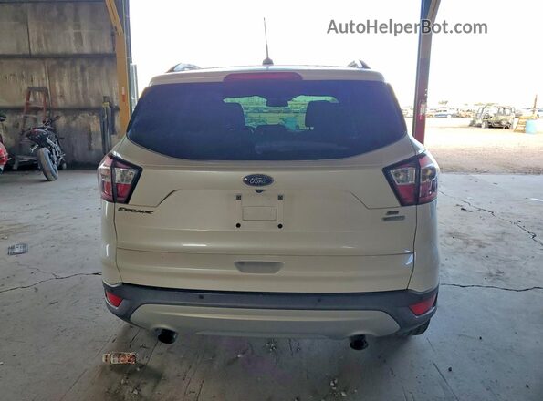 1FMCU0G99HUD93891 2017 FORD ESCAPE White Widok z tyłu
