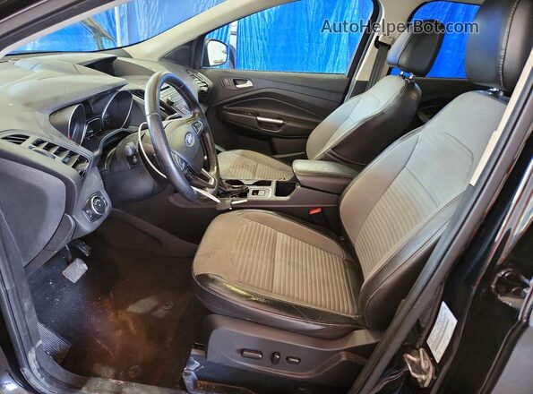 1FMCU0G9XHUE89786 2017 FORD ESCAPE Black წინა სალონის ხედი