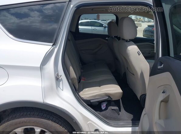 1FMCU0GD0HUB15207 2017 FORD ESCAPE White Vista de la etiqueta del VIN