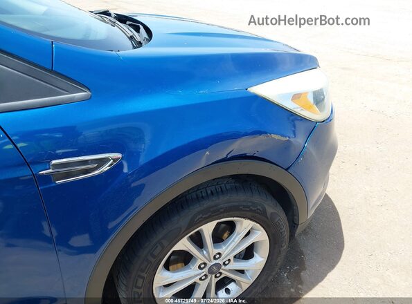 1FMCU0GD0HUC28123 2017 FORD ESCAPE Синий Вид спереди