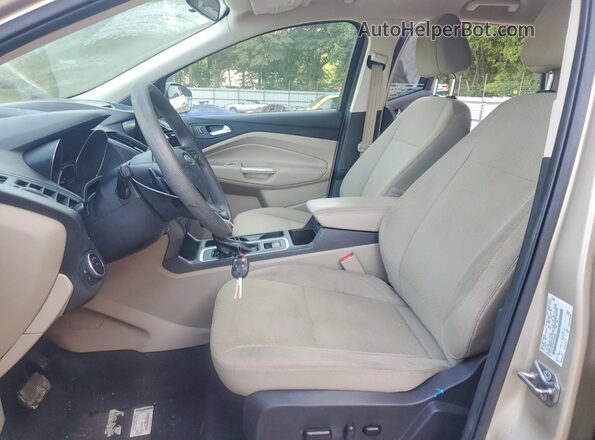 1FMCU0GD0HUD04620 2017 FORD ESCAPE Gold Widok wnętrza z przodu