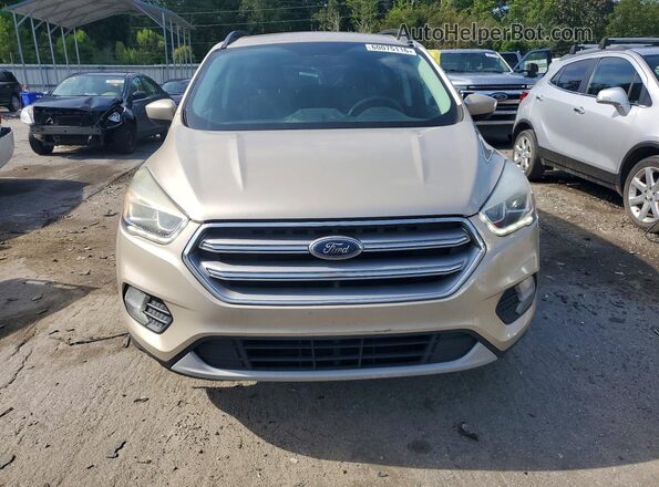 1FMCU0GD0HUD26634 2017 FORD ESCAPE Gold Front view