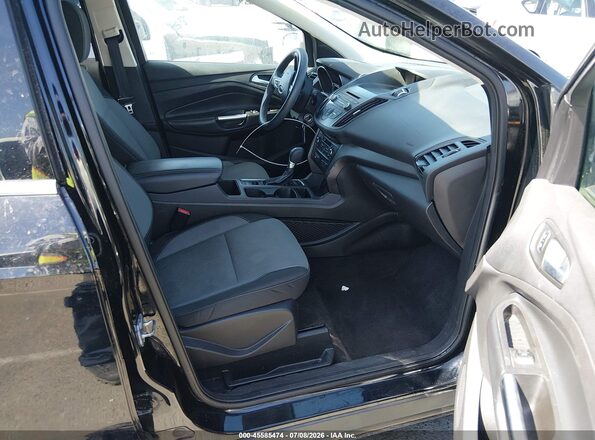 1FMCU0GD0HUD51548 2017 FORD ESCAPE Black წინა სალონის ხედი