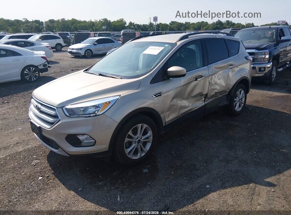 1FMCU0GD0JUC73939 2018 FORD ESCAPE Желто-коричневый Передняя левая четверть