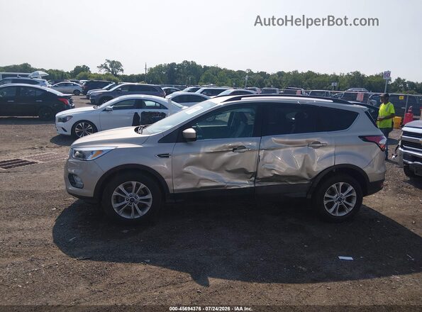 1FMCU0GD0JUC73939 2018 FORD ESCAPE Желто-коричневый Панорамный вид салона 360°