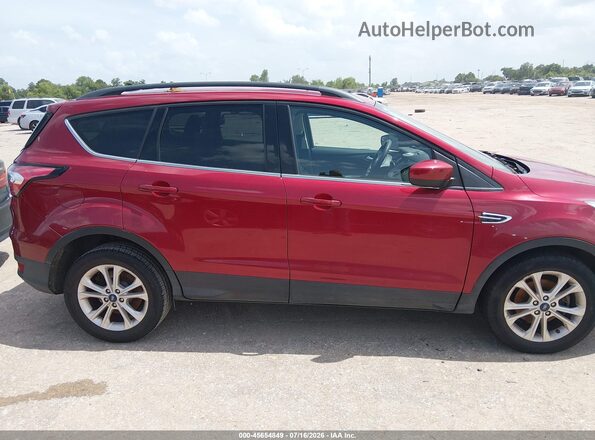 1FMCU0GD0JUD42726 2018 FORD ESCAPE Red Widok wnętrza z tyłu
