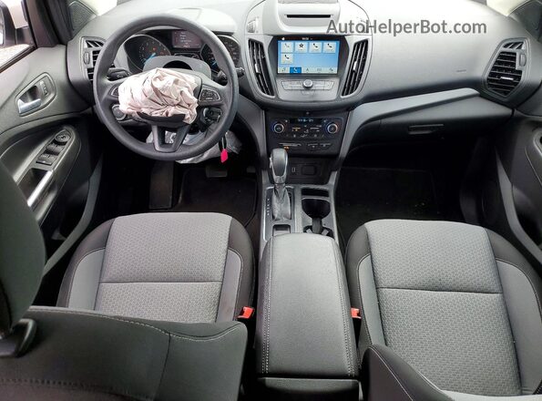 1FMCU0GD0JUD45738 2018 FORD ESCAPE Белый Вид панели приборов