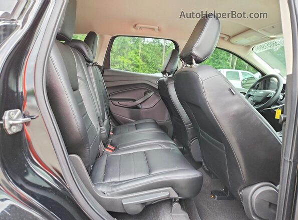 1FMCU0GD0JUD58988 2018 FORD ESCAPE Black Rear interior view