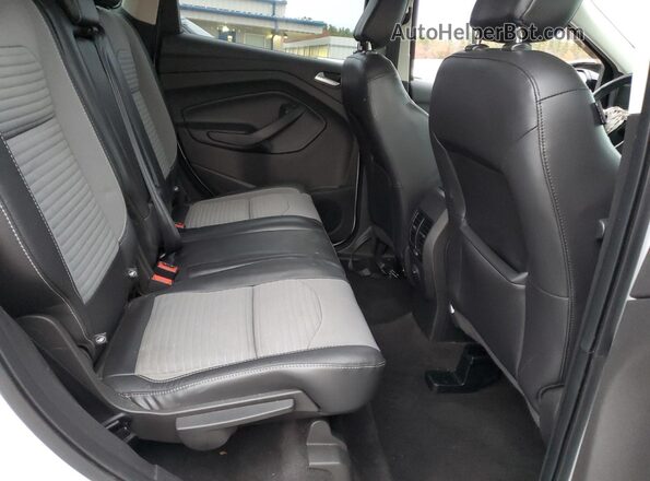 1FMCU0GD0KUA84175 2019 FORD ESCAPE White Vista interior trasera
