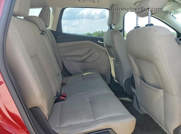 1FMCU0GD0KUA87562 2019 FORD ESCAPE Red Widok wnętrza z tyłu