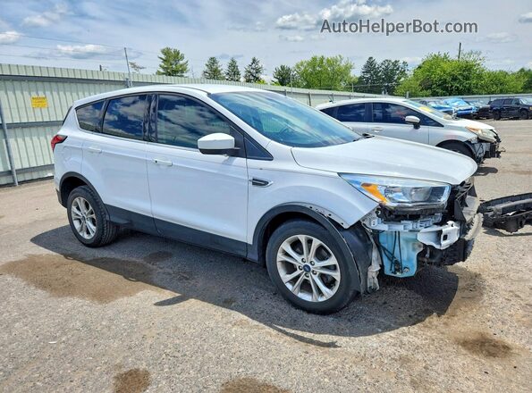 1FMCU0GD0KUB57822 2019 FORD ESCAPE White Front right