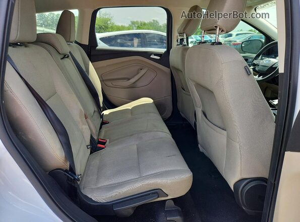 1FMCU0GD0KUB57822 2019 FORD ESCAPE White Rear interior view