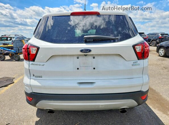 1FMCU0GD0KUB57822 2019 FORD ESCAPE White Rear view